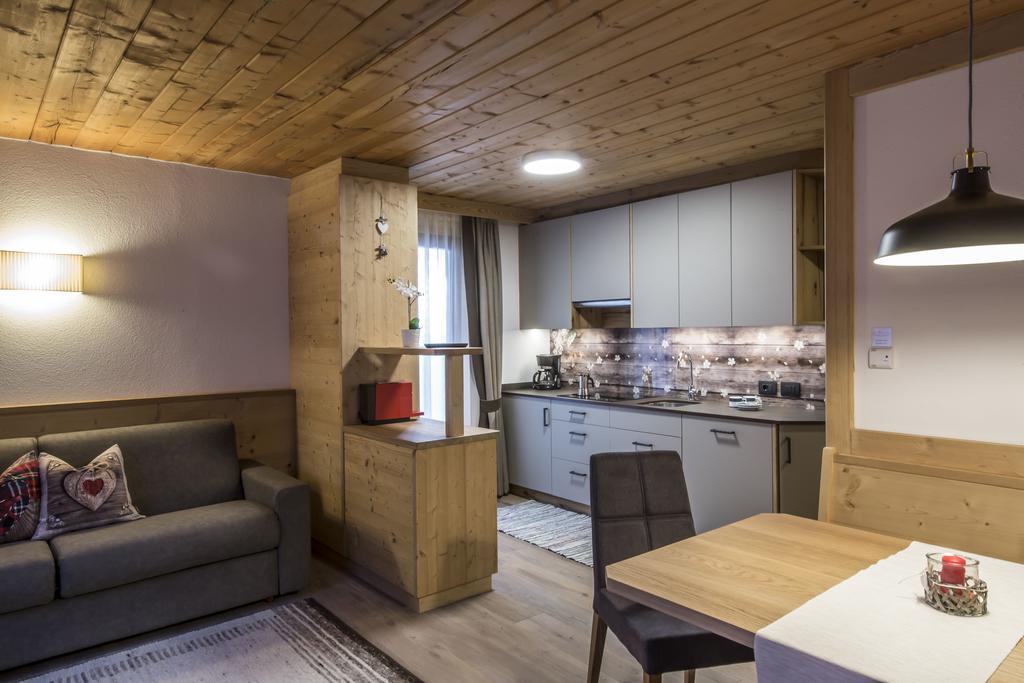 La Bercia Alpine Lodge & Spa ラ・ヴィッラ エクステリア 写真