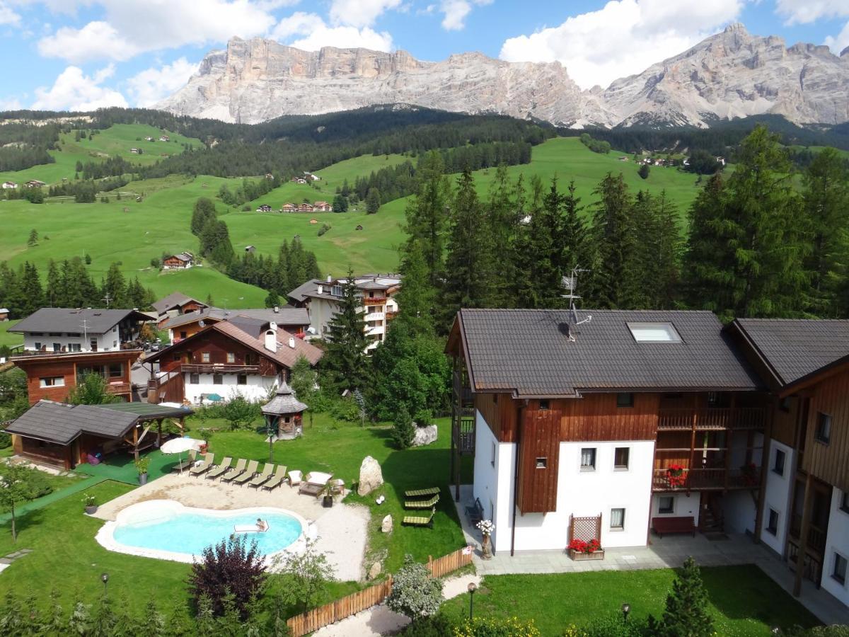 La Bercia Alpine Lodge & Spa ラ・ヴィッラ 部屋 写真